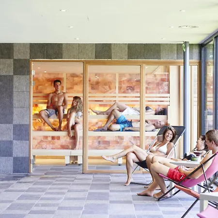 Holiday Domaine Golden Lakes Village Vakantiehuis *